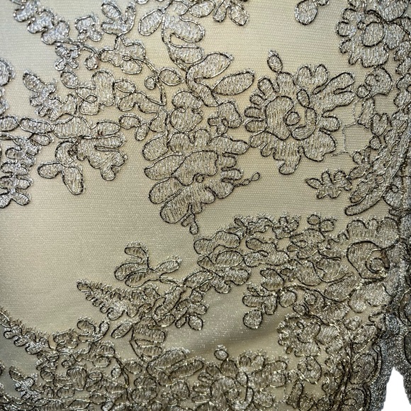 Windsor NWOT's - Womens Gold Tone Slit Mini Dress Sz. SM - Picture 4 of 15